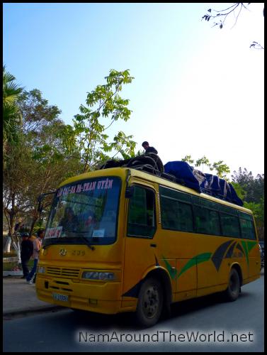 Bus de Sa Pa à Lao Cai | Bus from Sa Pa to Lao Cai